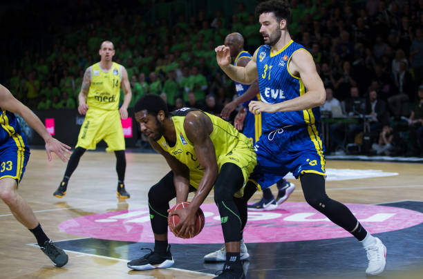 响球队的晋 响球队的晋