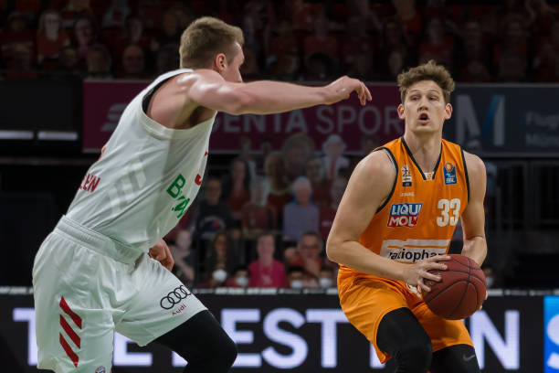 持续追问 持续追问