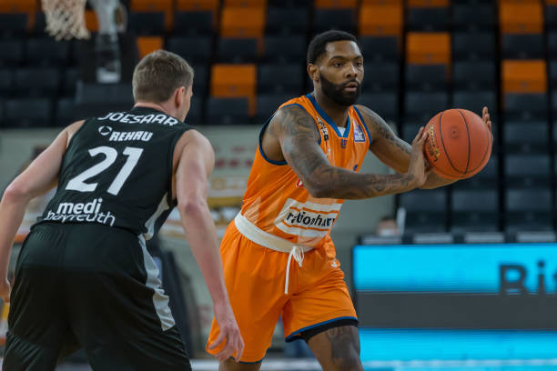 球队战术调 球队战术调